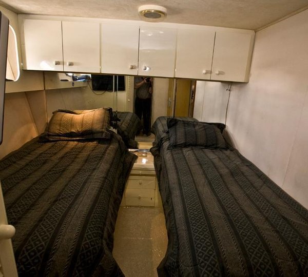 Motor Yacht JUSTINE -  Twin Cabin