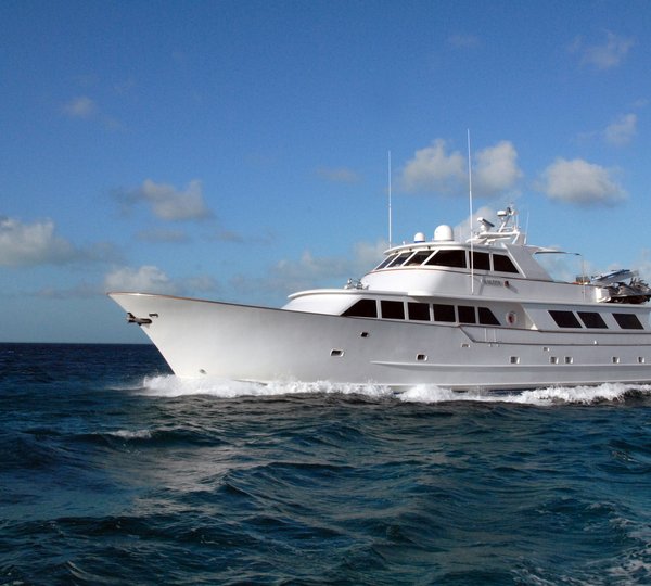 Motor Yacht KALEEN - 001