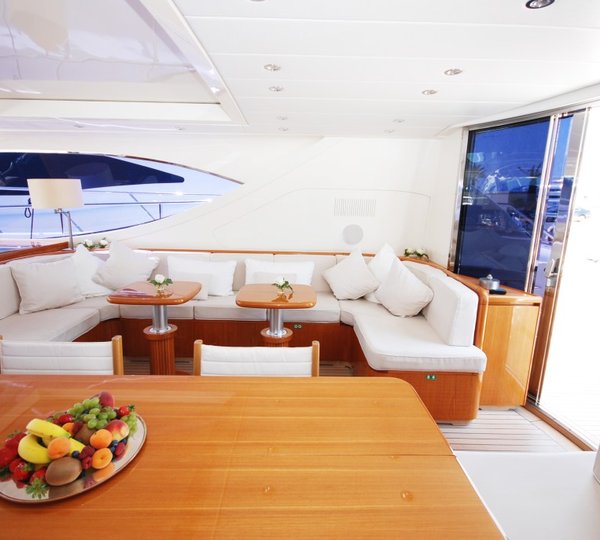 Motor Yacht LADY SPLASH - Upper salon 2