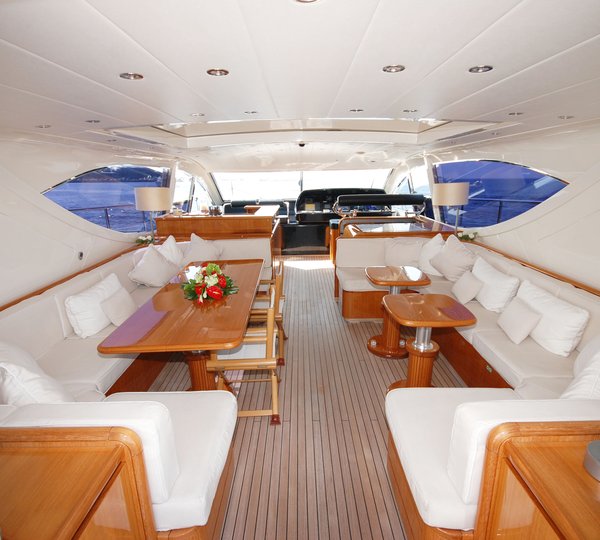 Motor Yacht LADY SPLASH - Upper salon 3