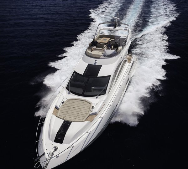 Motor Yacht MALOLO - 002