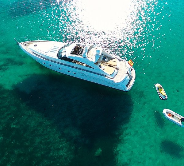 Motor Yacht MANZANA - Aerial