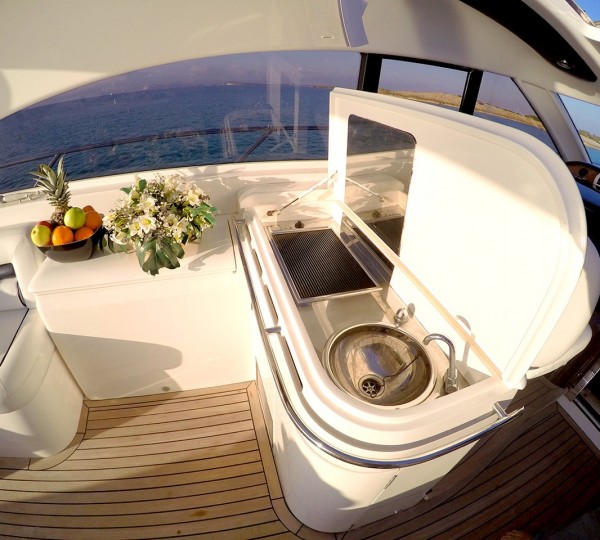 Motor Yacht MANZANA - BBQ