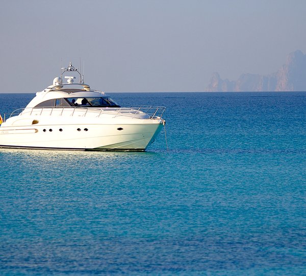 Motor Yacht MANZANA - Yacht