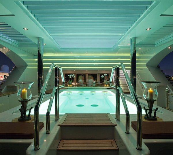 Motor Yacht MARTHA ANN - Jacuzzi