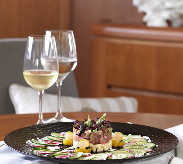 Motor Yacht MARTINA - Cuisine