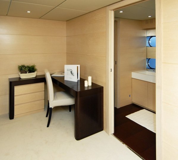Motor Yacht OLIBAMO - owner cabin