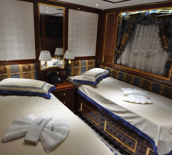Motor Yacht PIDA - Guest twin cabin