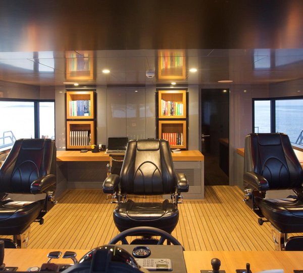 Motor Yacht Preference - helm station. Photo credit Tansu Yachts