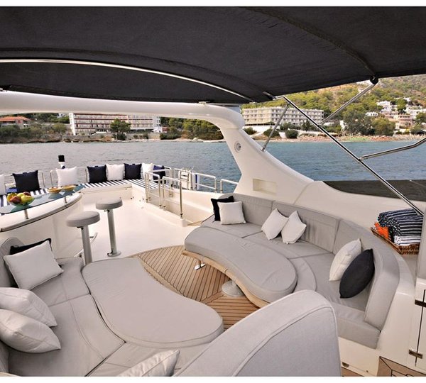 Motor Yacht SAFWA 1 - aft exterior