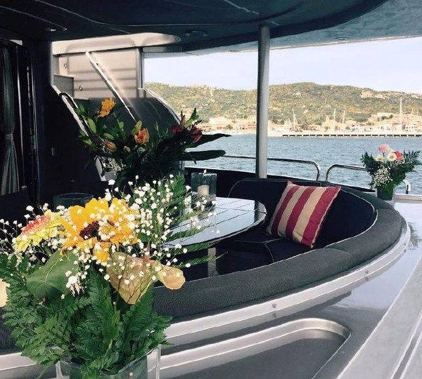 Motor Yacht SHADOW - Alfresco dining