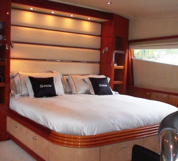 Motor Yacht SHADOW - Master cabin