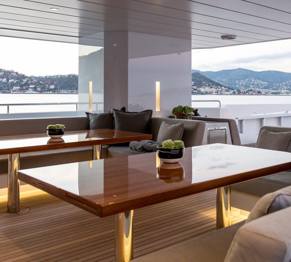 Motor Yacht Sexy Fish - Tansu Yachts - alfresco lounge