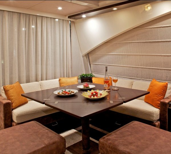 Motor Yacht THEA - Dining