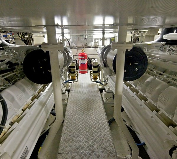 Motor Yacht THEA - Engine Room