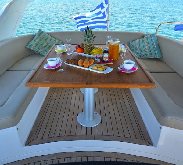 Motor Yacht WAVE MASTER - 004