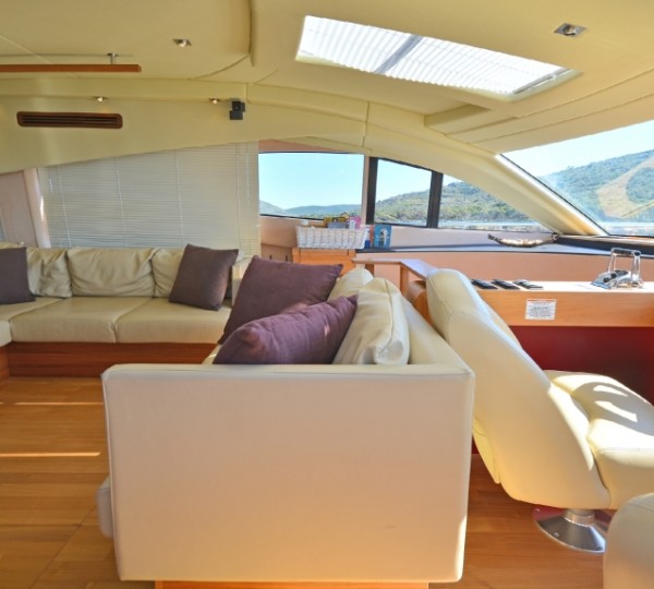 Motor Yacht WAVE MASTER - 010