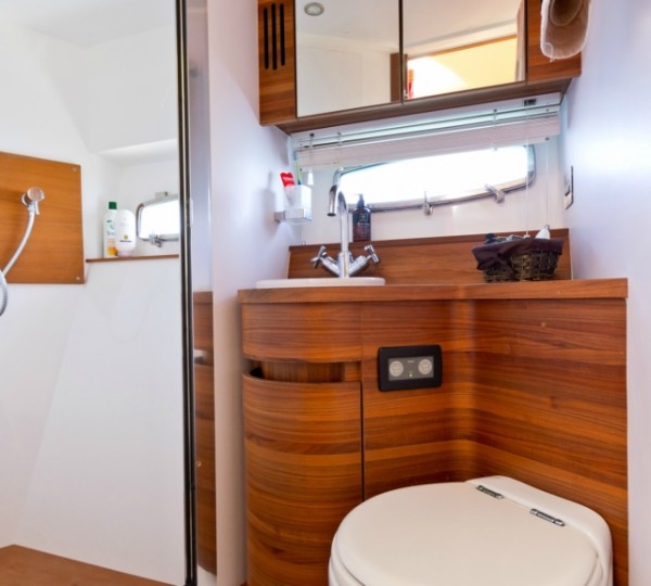 Motor Yacht WAVE MASTER - 018