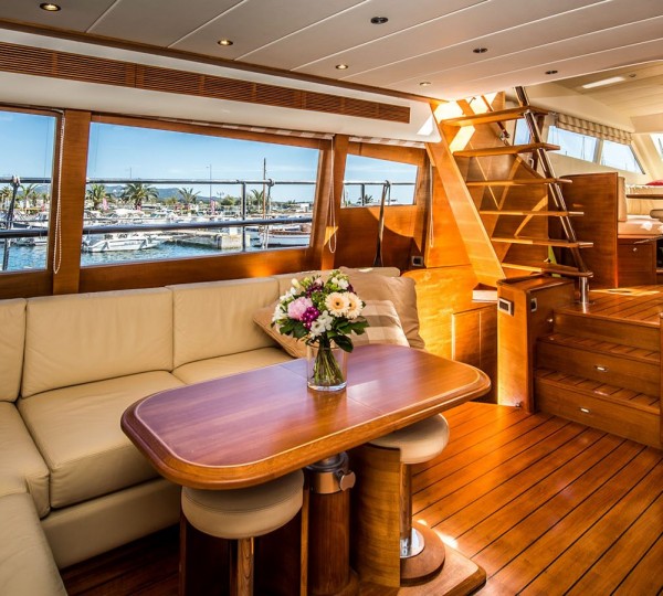 Motor Yacht ZINA - 002