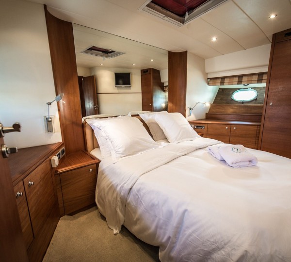 Motor Yacht ZINA - 007