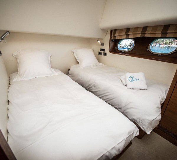Motor Yacht ZINA - 008