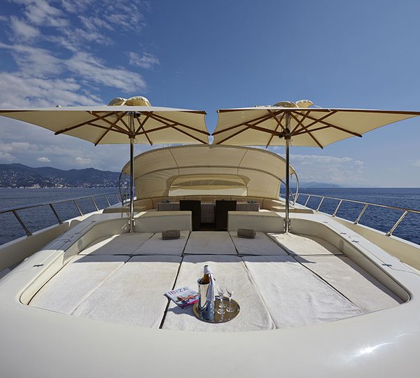 Motor yacht ANTELOPE III - Fordeck