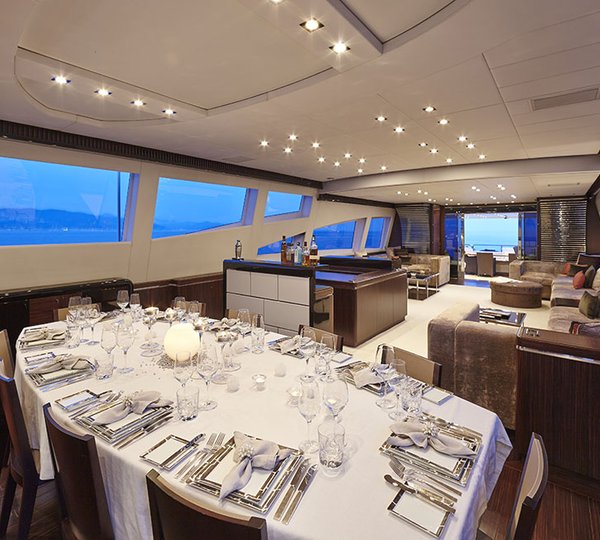 Motor yacht ANTELOPE III - Formal Dining