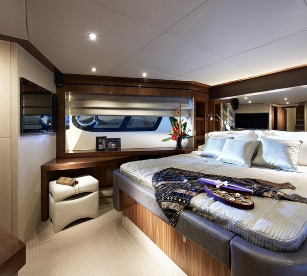 Motor yacht AQUA LIBRA - 012