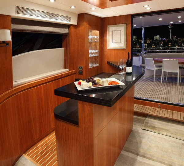 Motor yacht AQUARIUS - Bar