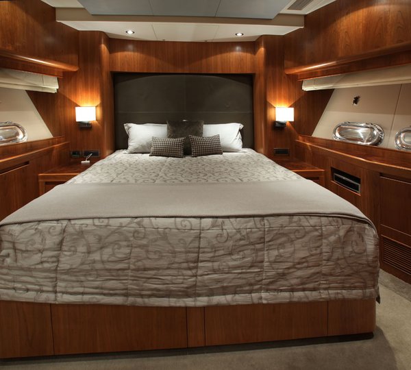Motor yacht AQUARIUS - Double Cabin