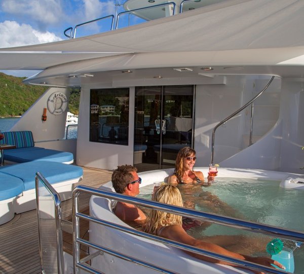 Motor yacht ARIOSO - Upper deck
