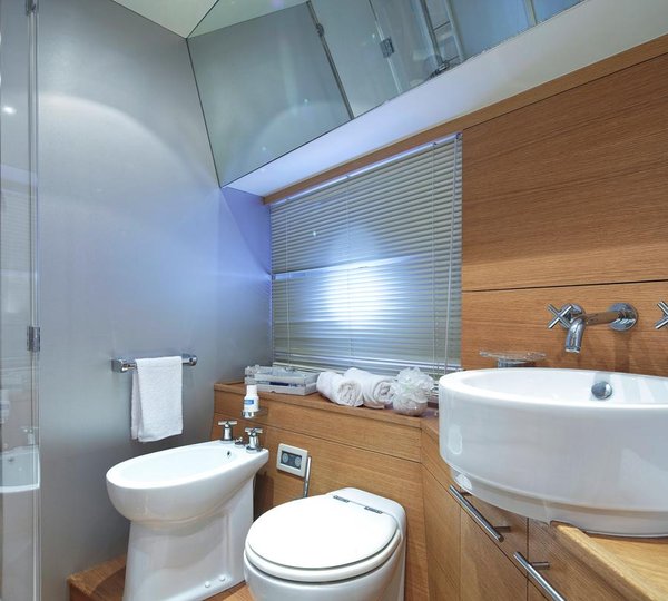 Motor yacht ARWEN - Master ensuite