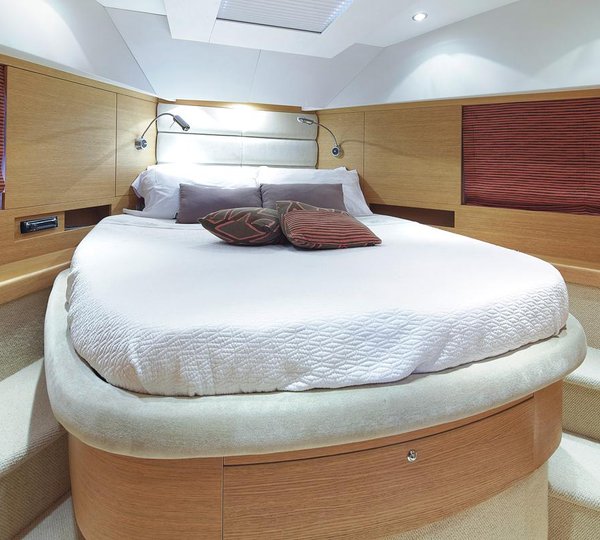 Motor yacht ARWEN - VIP cabin forward