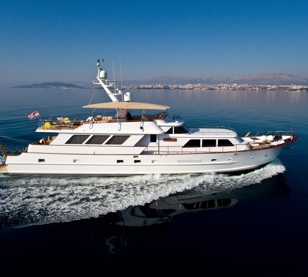 Motor yacht AURIANE - Profile