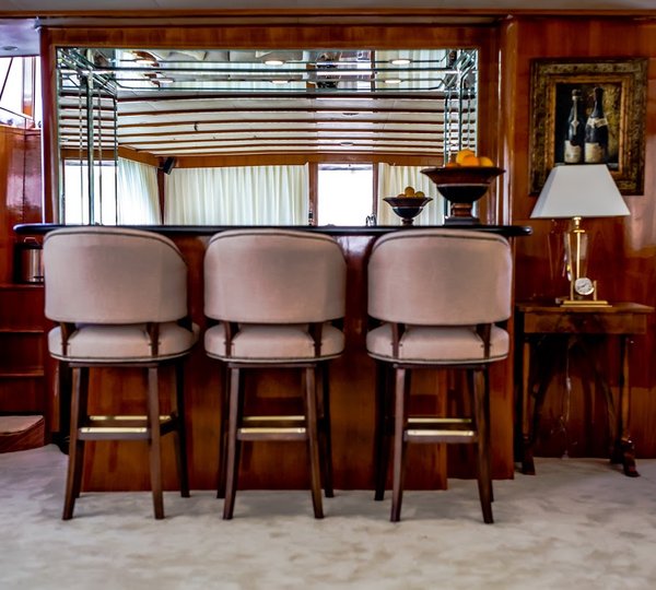 Motor yacht AURIANE - Wet bar