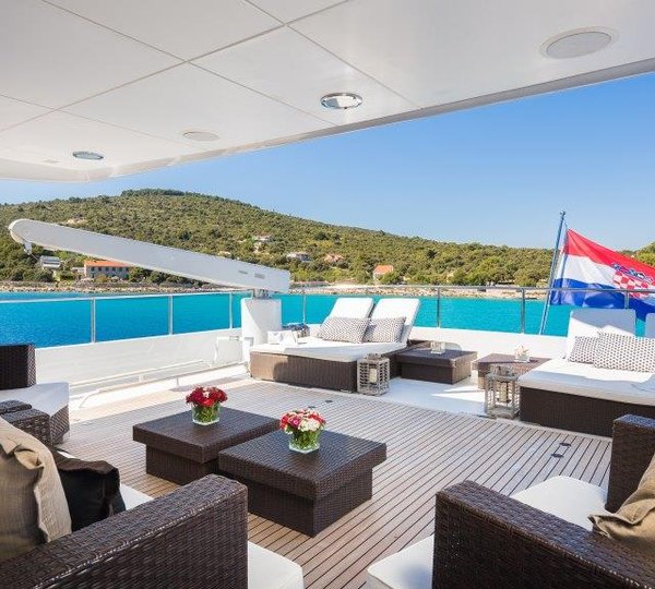 Motor yacht BRAZIL - Upper aft deck