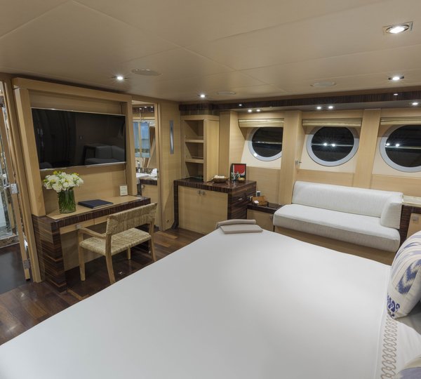 Motor yacht BW - Master with seating