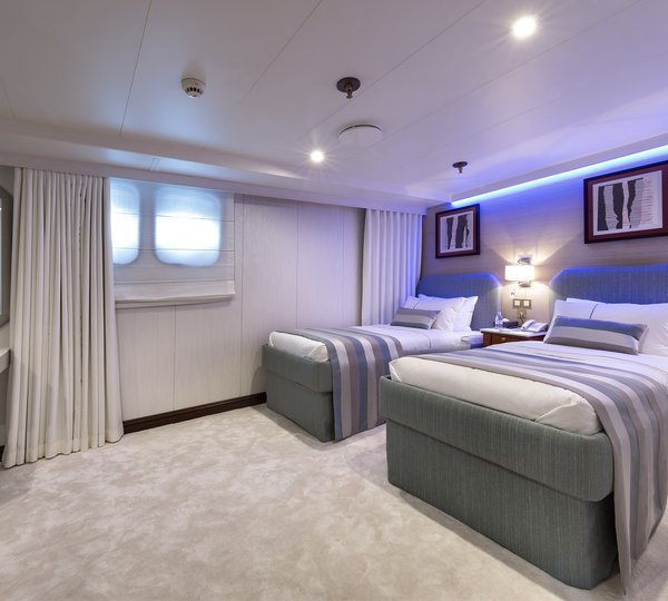 Motor yacht CHAKRA - Twin cabin