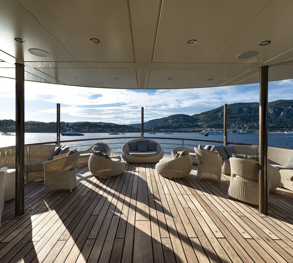 Motor yacht CHAKRA - Upper deck view