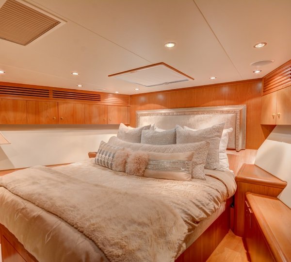 Motor yacht CRESCENDO - VIP cabin