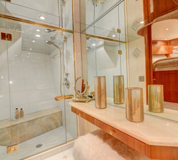 Motor yacht CRESCENDO - VIP ensuite