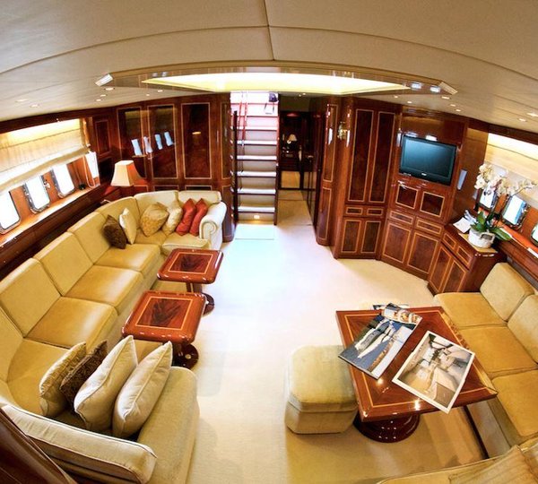 Motor yacht EL VIP ONE  - 013