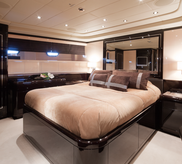 Motor yacht ENZO -  VIP Cabin