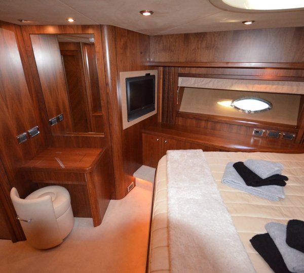 Motor yacht HOOLIGAN - VIP Cabin