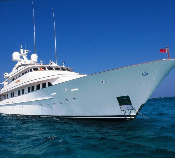 Motor yacht JANA -  Main