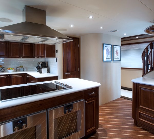 Motor yacht KEMOSBE - Galley