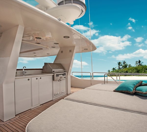 Motor yacht KEMOSBE - Sundeck sunpads