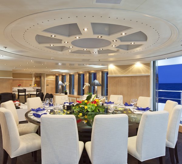 Motor yacht KINTA -  Formal Dining