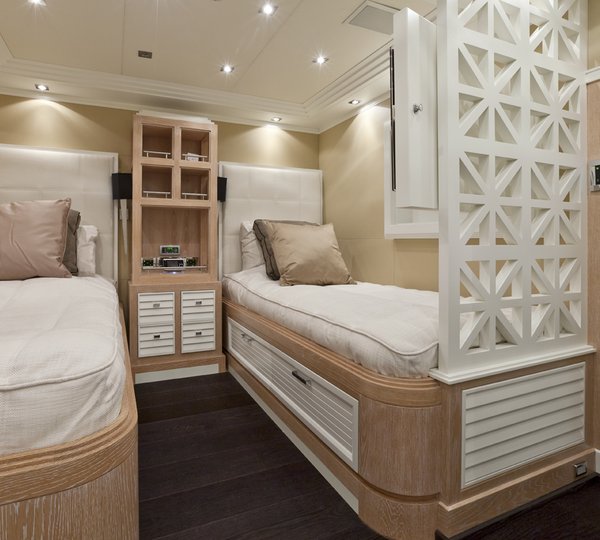 Motor yacht KINTA -  Twin Cabin