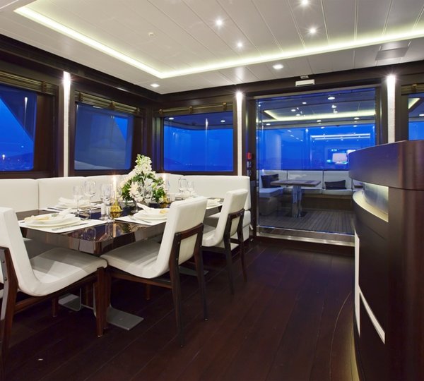 Motor yacht Karia Dining